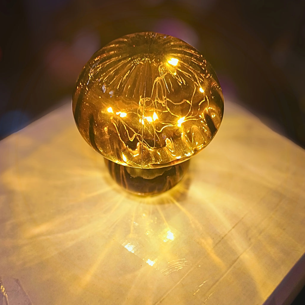 Szklana Lampka Dekoracyjna Grzybek LED Home Accents