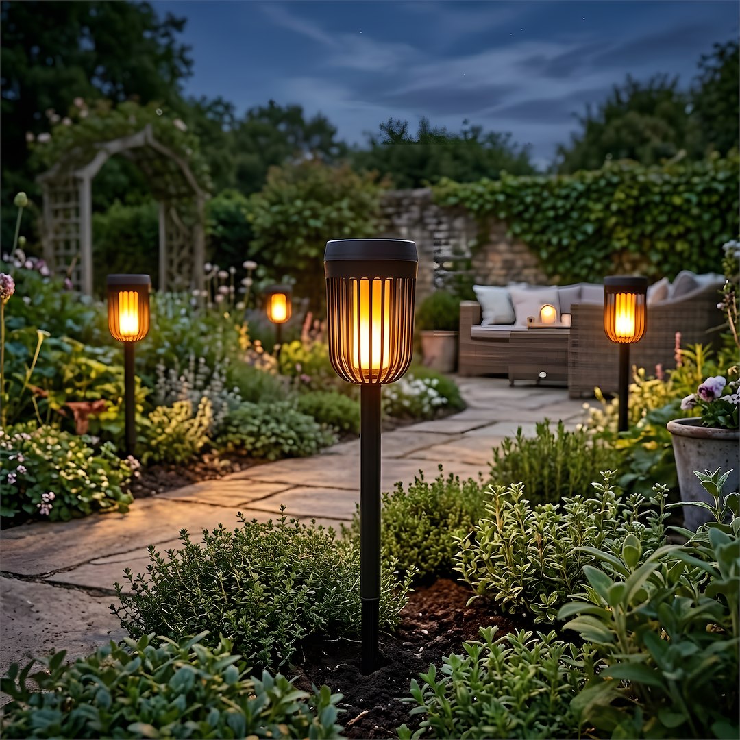Lampka Solarna Ogrodowa Wbijana Flame LED 1800K Pochodnia IP44