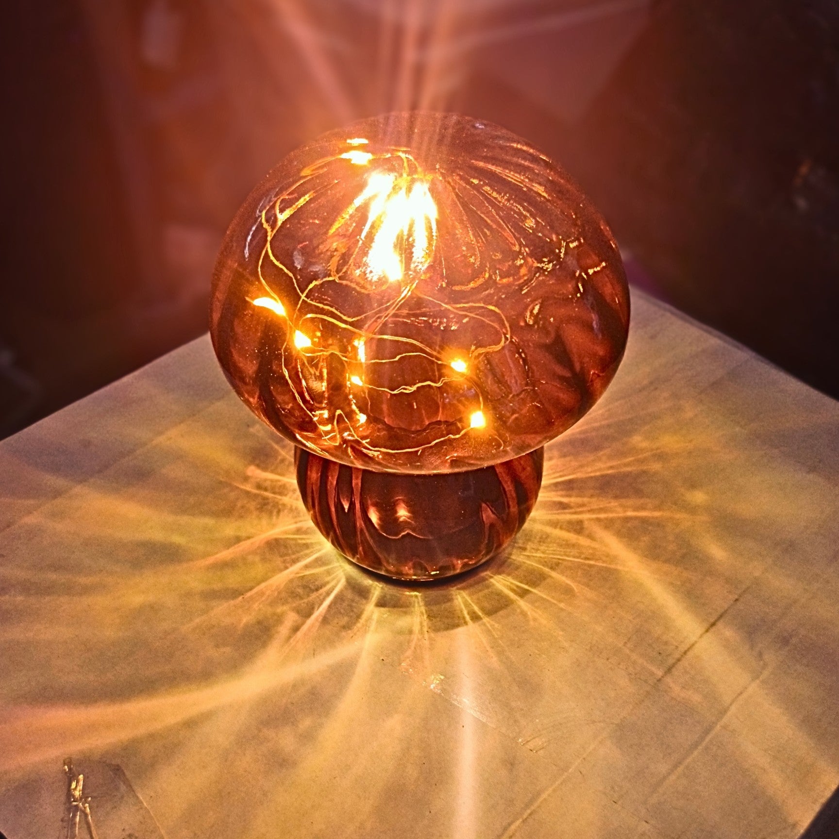 Szklana Lampka Dekoracyjna Grzybek LED Home Accents
